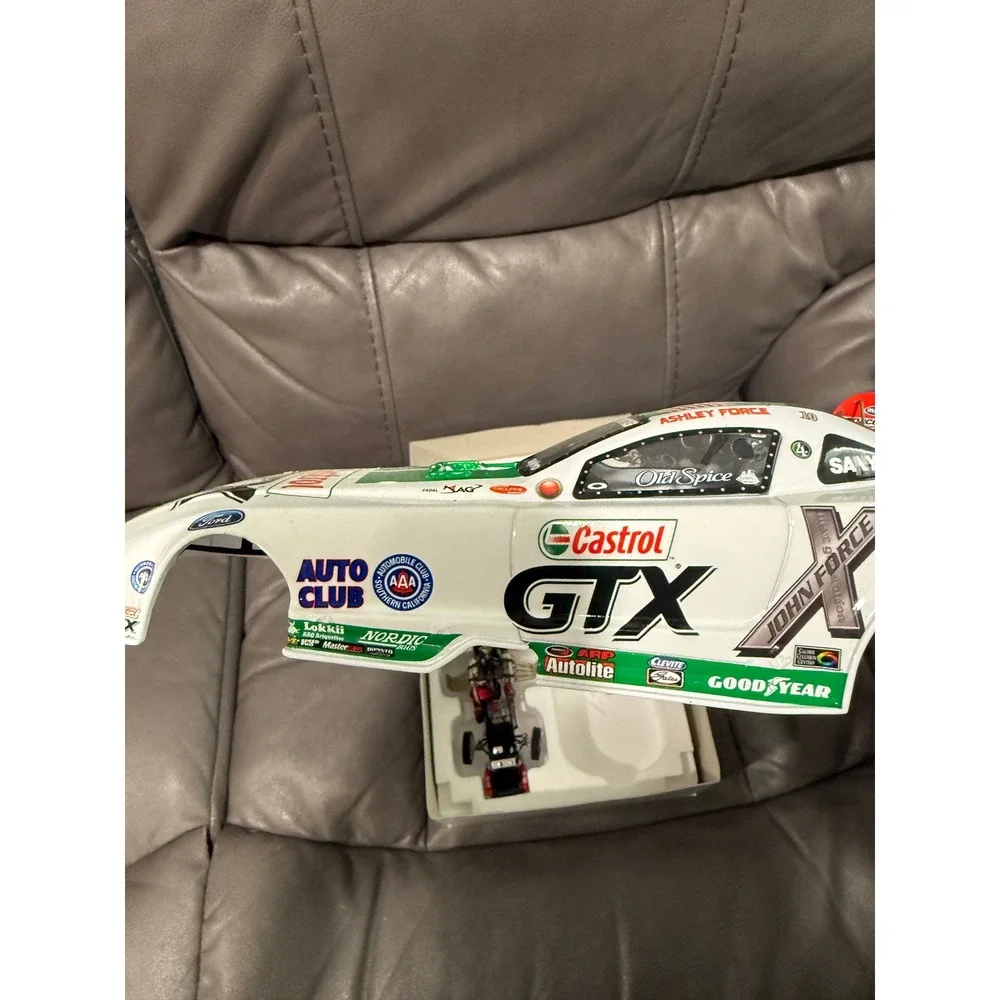 Action NHRA Ashley Force Castrol GTX Ford Mustang Funny Car 1:24 Diecast Limited